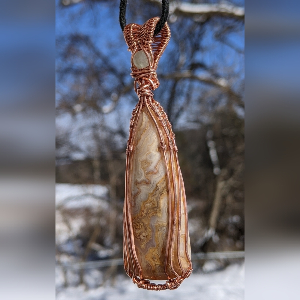 Golden Lace Agate Pendant Necklace Unique Artisan Copper Design - Picture 10 of 17